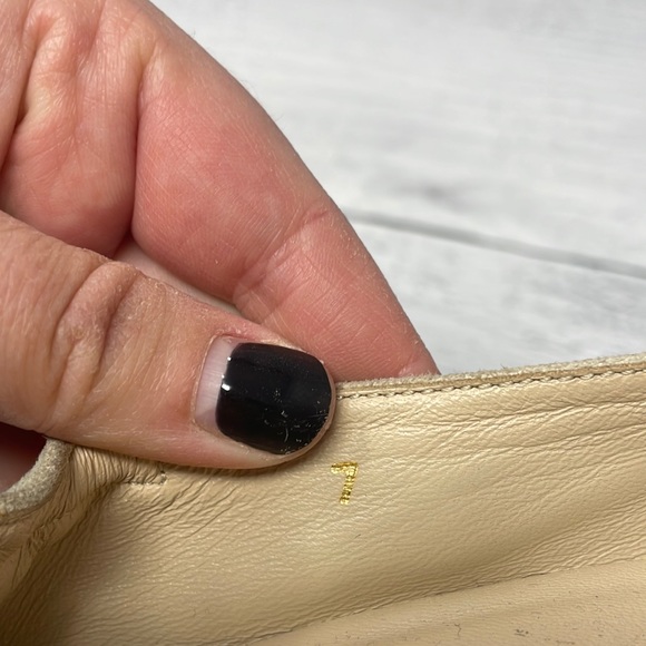 Everlane The Italian Leather Day Heels in Cream Suede 7 S41 - Picture 8 of 13